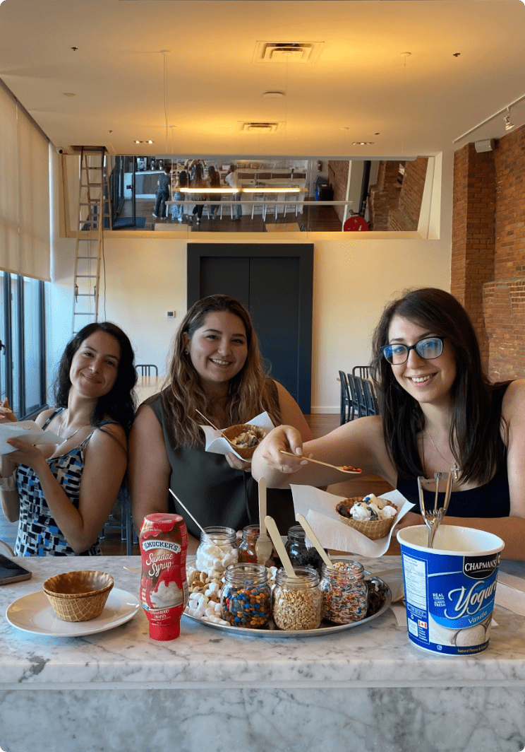 Lemieux Bédard employees enjoying ice cream